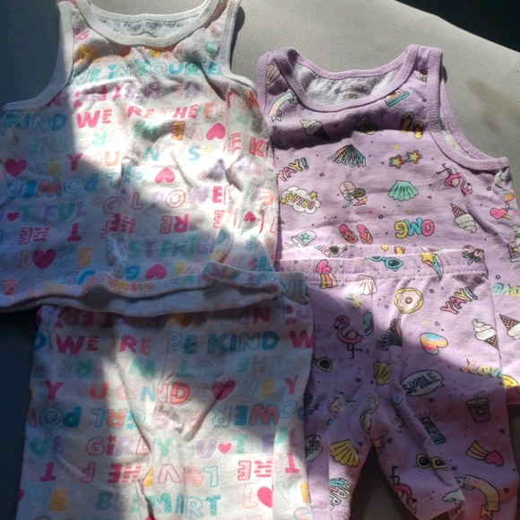 Baby stuff - Picture 1 of 1
